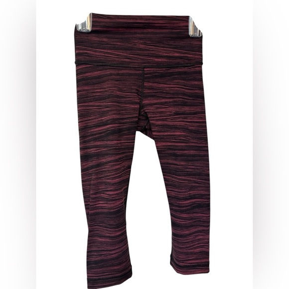 Lululemon Wunder Under Hi-Rise 1/2 Tight Full-On Luxtreme - Picture 1 of 7